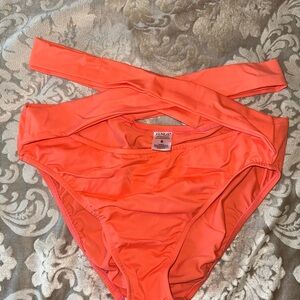 VENUS Coral Criss-Cross Bikini Bottoms Size 6